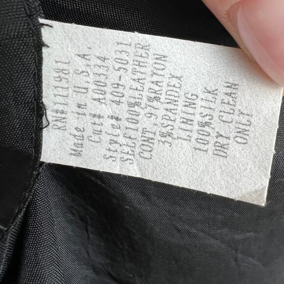 Baileys 44 Black Biker Jacket Leather Cropped Shawl Lapel Open Front Size 8 NEW - Picture 8 of 8